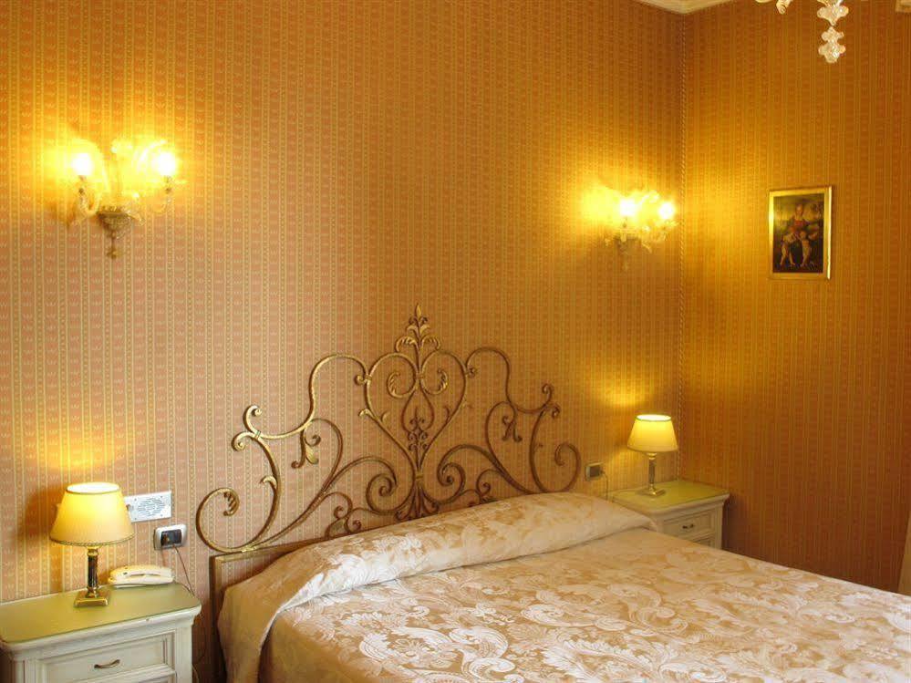 C-Hotels De Rose Palace Firenze Eksteriør bilde